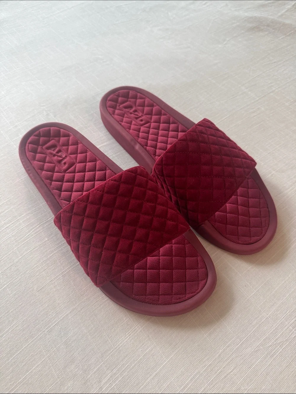 Men’s APL Quilted Burgundy Lusso Slide Sandal
